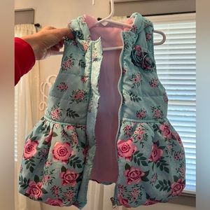 Floral girls winter vest size 5